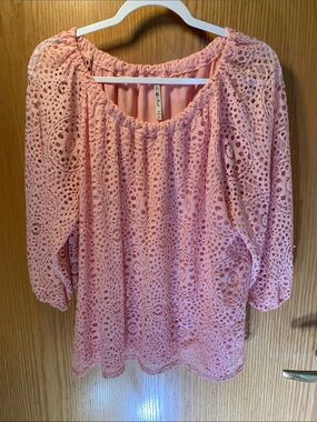 Leo & Nicole Pink Crochet Lace Peasant Blouse - Size XL